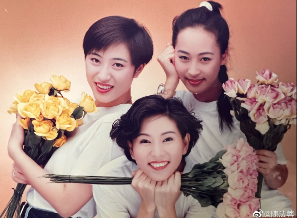 tvb前女星56岁生忌!前港姐晒合照纪念故友!曾与周星驰擦爱火