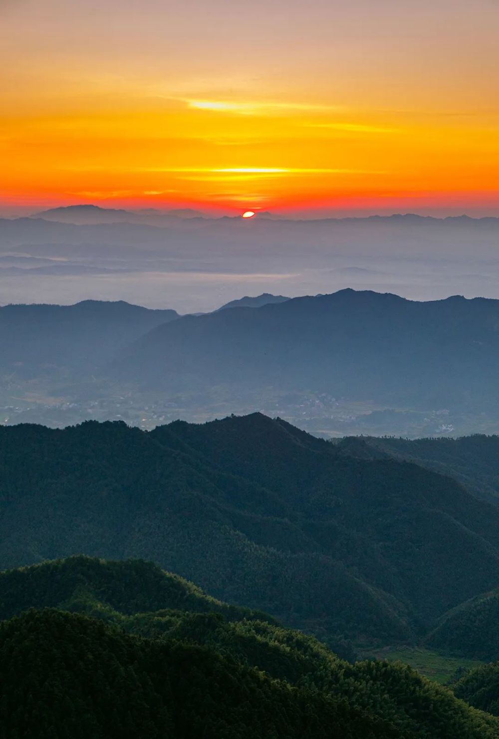 《日出四明山》 俞琳《青山綠水擁新城 》 石鏗《祁東漁鼓》 胡春雷