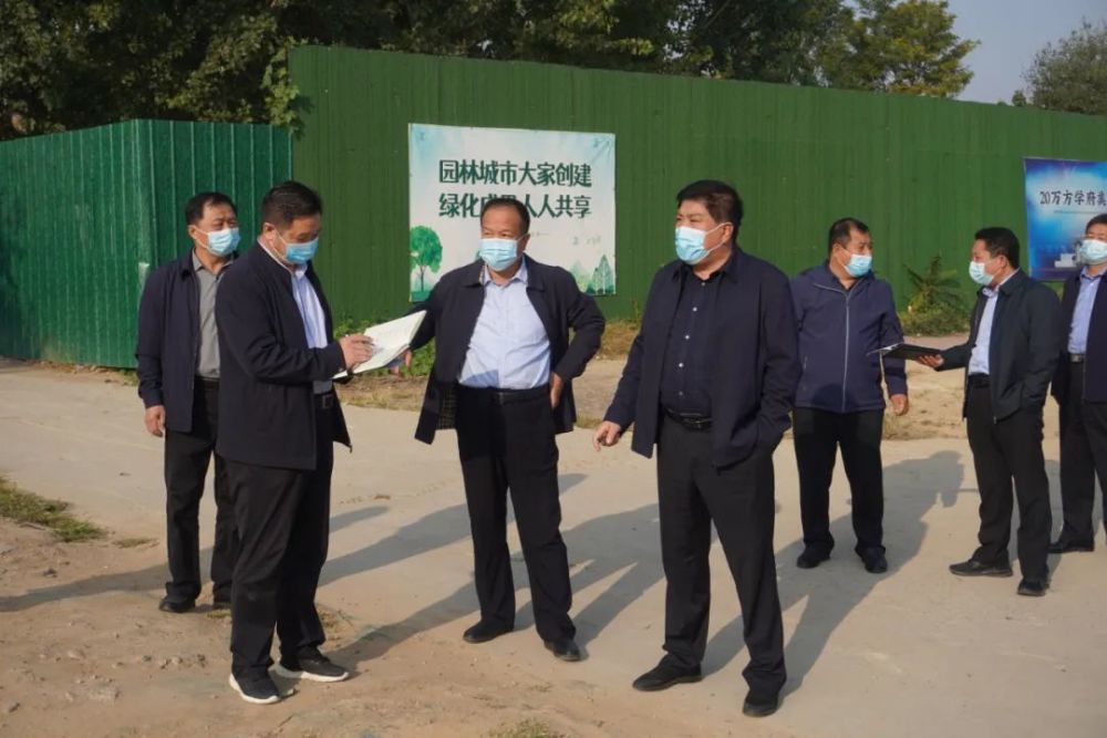 今日头条县委书记彭勇民县长武利芳督导调研小街小巷整治提升工作