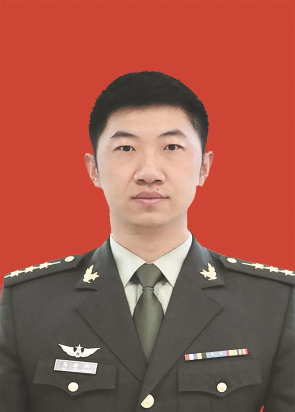 02王珏第79集团军某旅少校科长03王剑第76集团军某旅中校副参谋长04牛