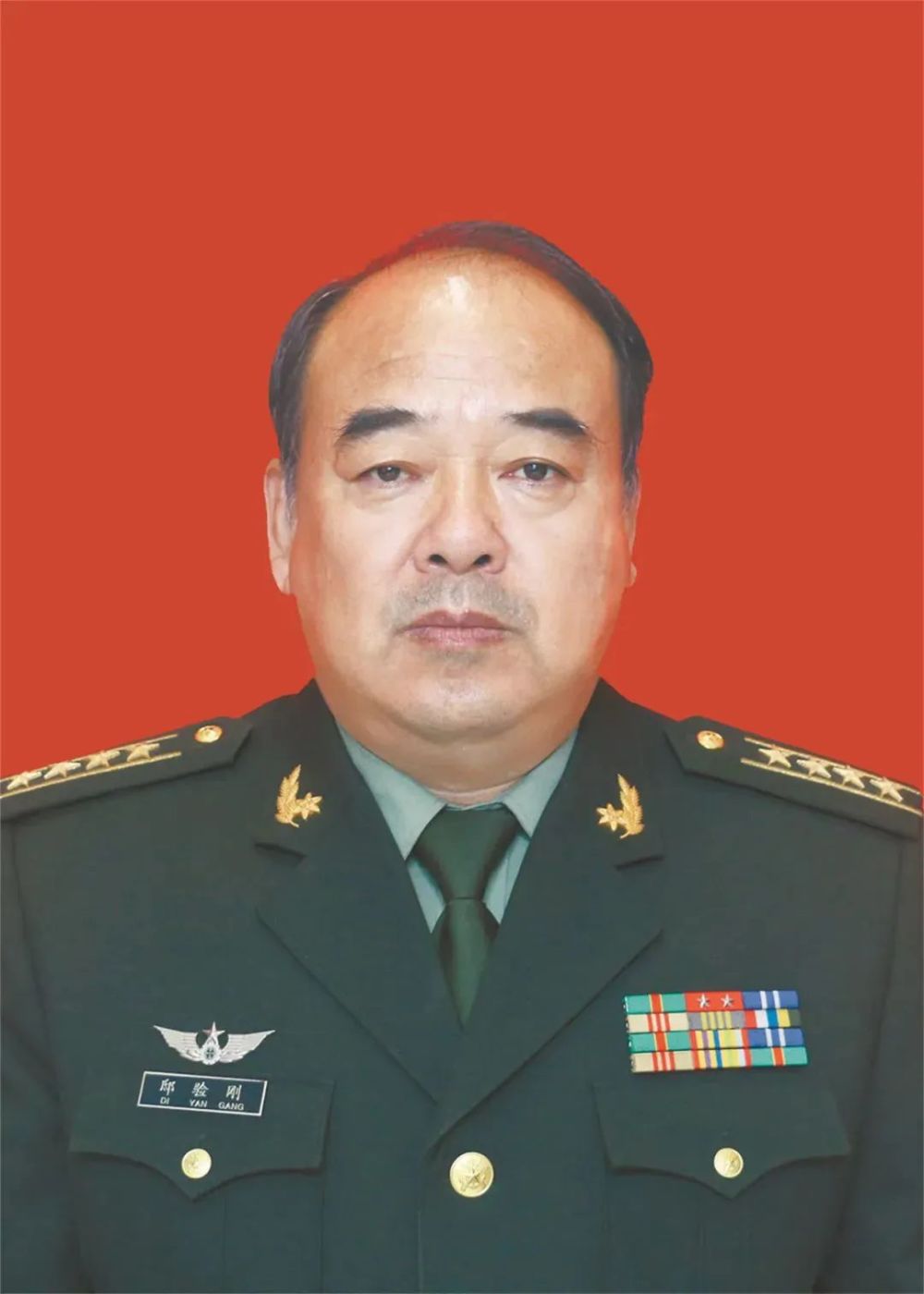 16汪龙欣陆军军事交通学院学员17张帅伟第71集团军某旅技师18张景勇第