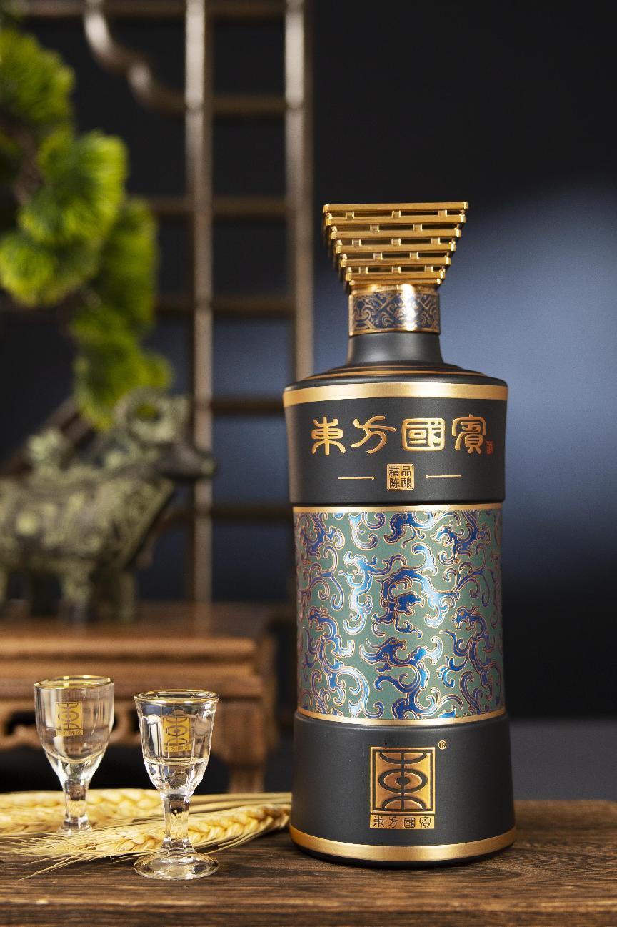 东方国宾:酱香酒品鉴的四个基本维度"色,香,味,格"_腾讯新闻