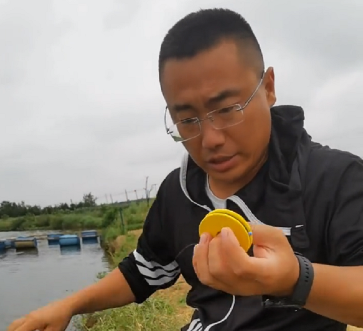 但是汉鼎刘超在对待自己的粉丝上一直略显刻薄,尤其是在某平台说该