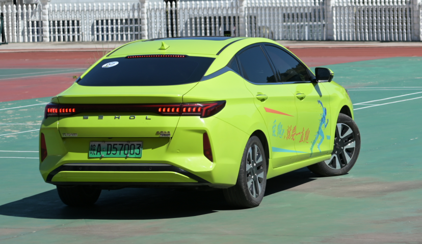 回头率超高的江汽集团思皓爱跑,你一定不能错过它_腾讯新闻