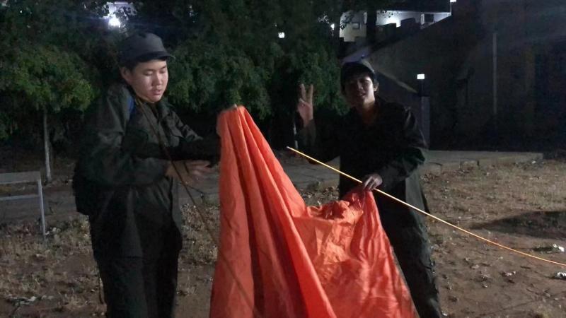 北京市第三十五中国际部学生在古长城下来了场“魔鬼训练”