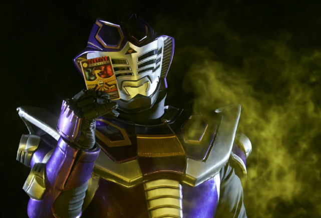 假面骑士王蛇生存形态造型抢先看 法老王风格和味道十足的蛇叔