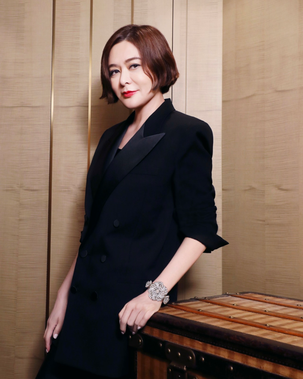 香港贵妇买珠宝也有潜规则?