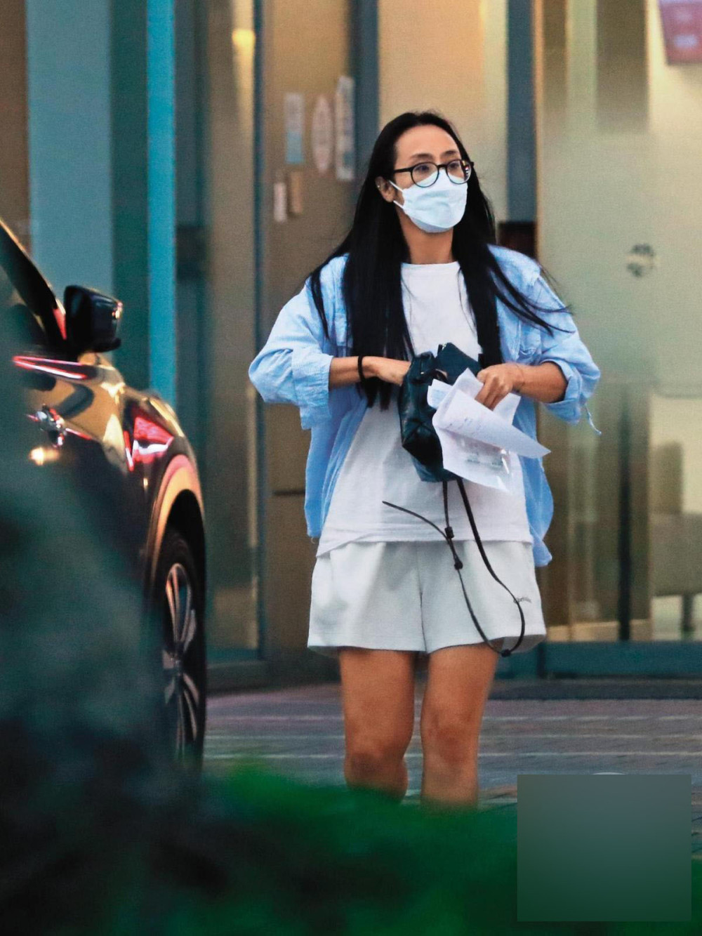 目前,陈昭荣及其妻子都没有对此发表意见.