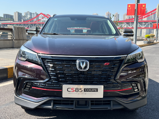 试驾长安cs85coupe丨2.0t 8at,年轻人试了都说好!_腾讯新闻