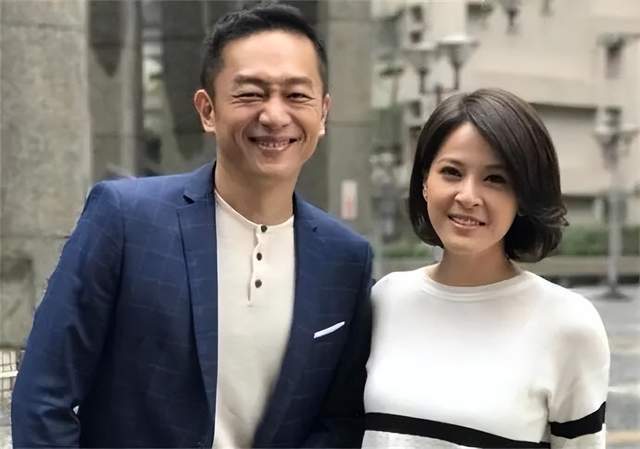 陈昭荣27年婚姻破碎与神秘女子独处网友却被他帅气的颜值吸引