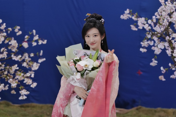 景甜新剧路透美到发光曾被群嘲捧不红为何能逆袭