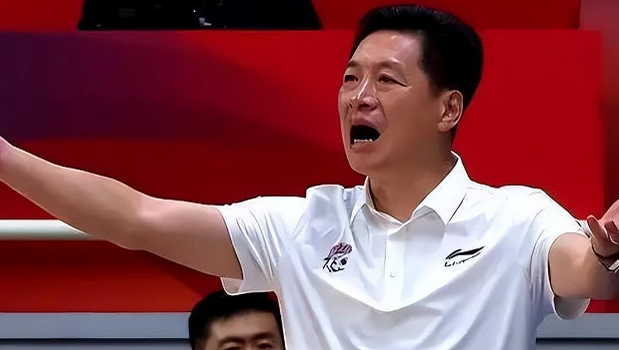 广东创队史最差开局 上海1胜3负 杜锋李春江遭质疑_腾讯新闻