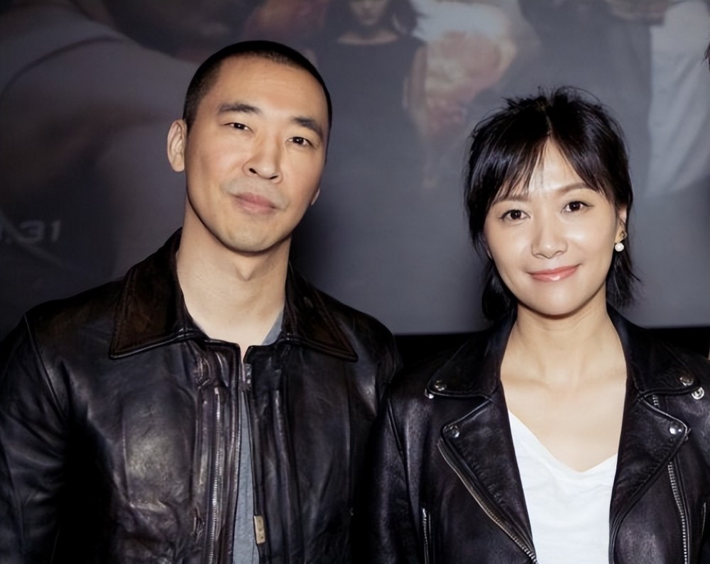 48岁徐静蕾被疑怀孕,恋上黄立行13年冻卵不结婚,定居美国3年多_腾讯