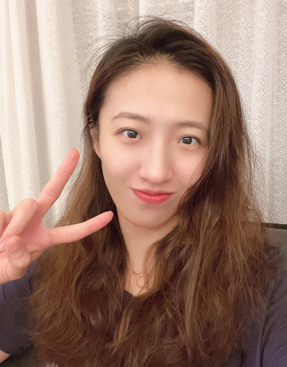 丁霞晒最新美照,女排16号真漂亮!中国女排飞回上海,开始休整_腾讯新闻