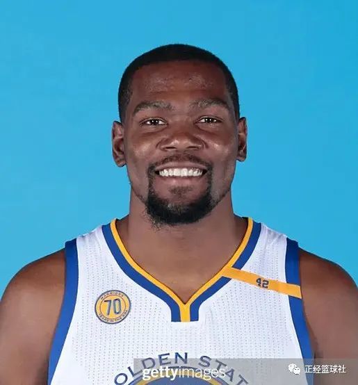 杜兰特历年定妆照一览:从07到22,不变的是他依旧帅气的容颜