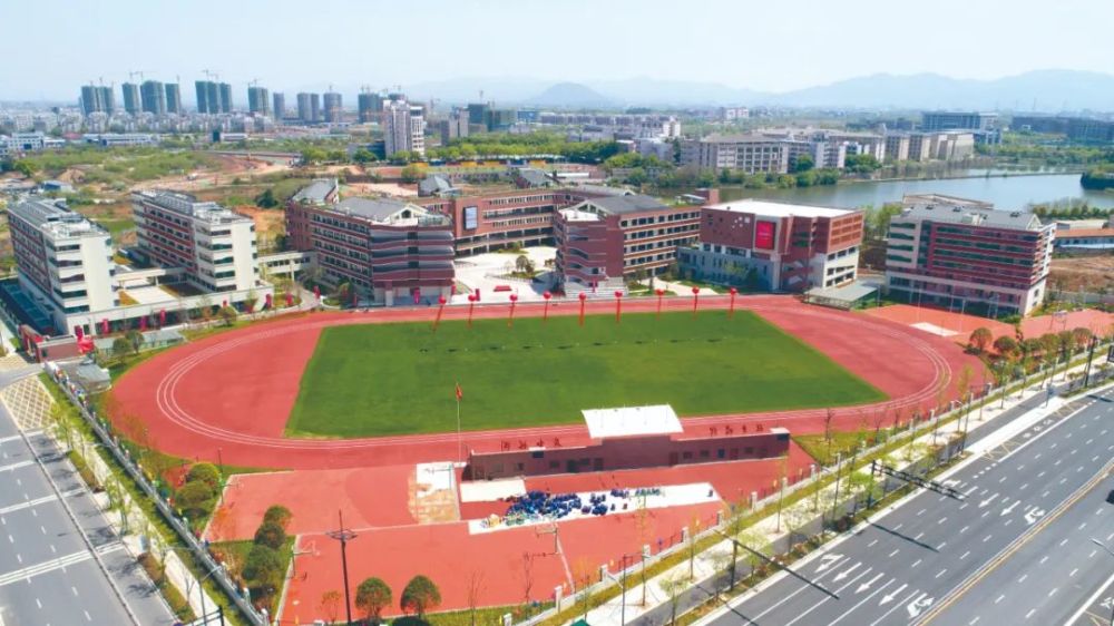 分别是江东镇中心小学,赤松镇中心小学,光南中学,光南小学,澧浦镇中心