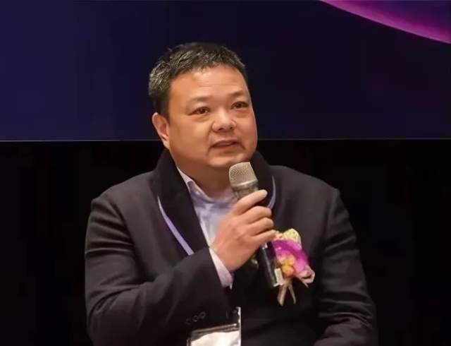 华为太子爷任平:他是任正非唯一的儿子,却因"平庸"被外界质疑_腾讯