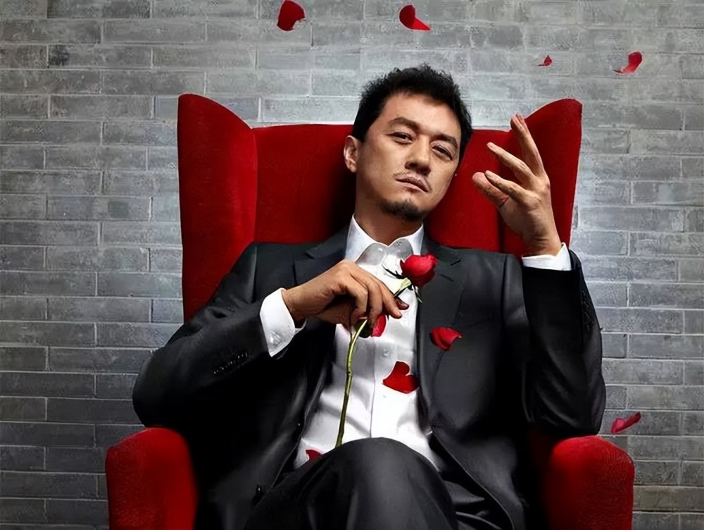 李亚鹏太能"装"?发视频称自己淡泊名利,被吐槽:虚伪,装清高插图