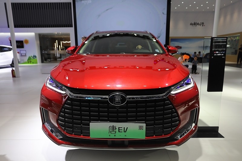 比亚迪唐在德国售价约50万元,比国内贵一倍,也比奔驰油车贵插图