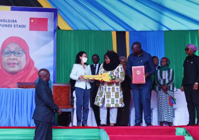 中国援建坦桑尼亚卡盖拉学校顺利交接_腾讯新闻