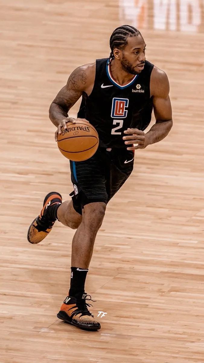 庆祝回归,送上伦纳德50张快船壁纸!_腾讯新闻