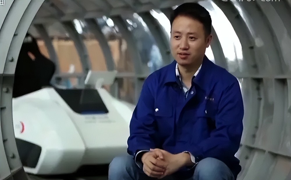 “贴地飞行”的汽车来了，时速超过200公里，中国磁悬浮汽车问世(图4)
