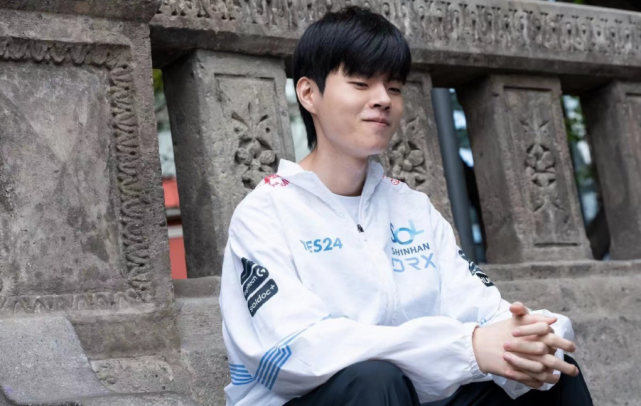 drx偷家失败,edg连下两城斩获赛点,有羊驼deft和beryl坐镇下路的drx陷