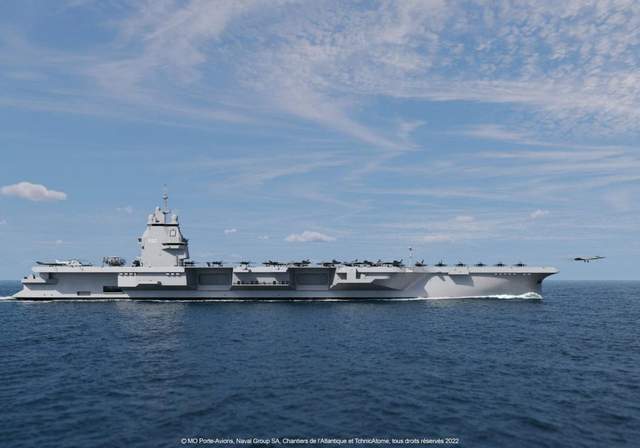 法国下一代航母又出新版本，神似美国福特号，也像中国福建舰