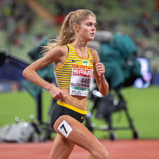 koko有着欧洲女子中长跑运动员的典型特征,身材修长特别是有着一双大