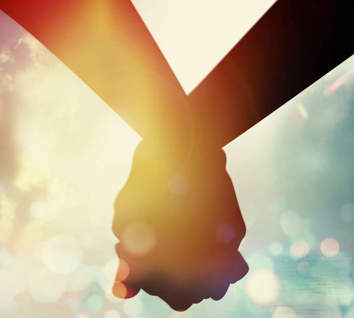 夜雨丨 周成芳:牵了手,就是一辈子_腾讯新闻