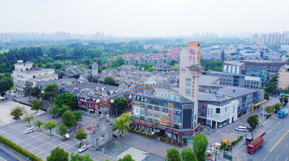 基础完备,区位向好的新都门户作为新都门户的三河街道,正在勃勃发展中