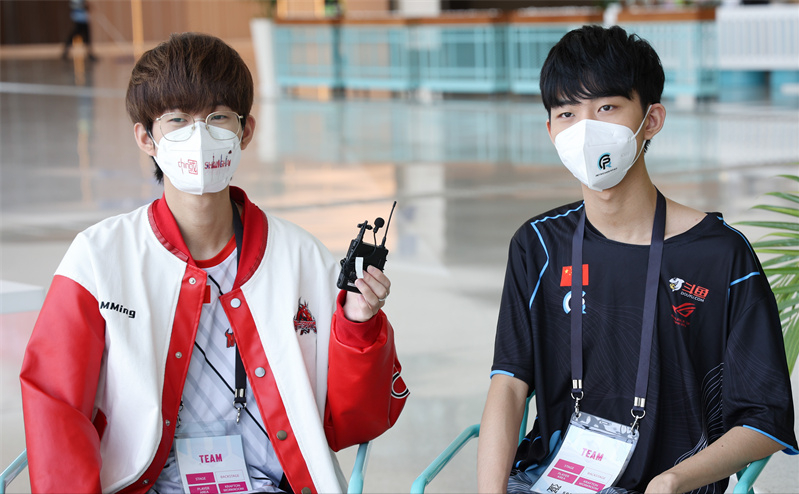 pgc进入倒计时阶段,shen选手放狠话:一穿四tyloo战队_腾讯新闻