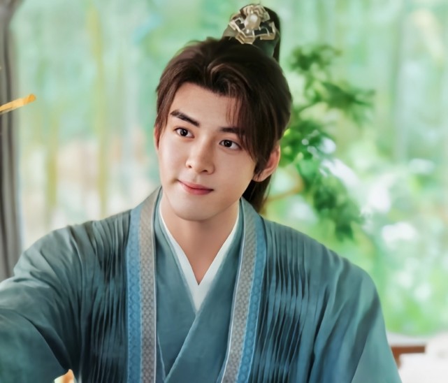 《莲花楼》杀青啦,恭喜方多病杀青,你永远可以相信曾舜晞,古装角色