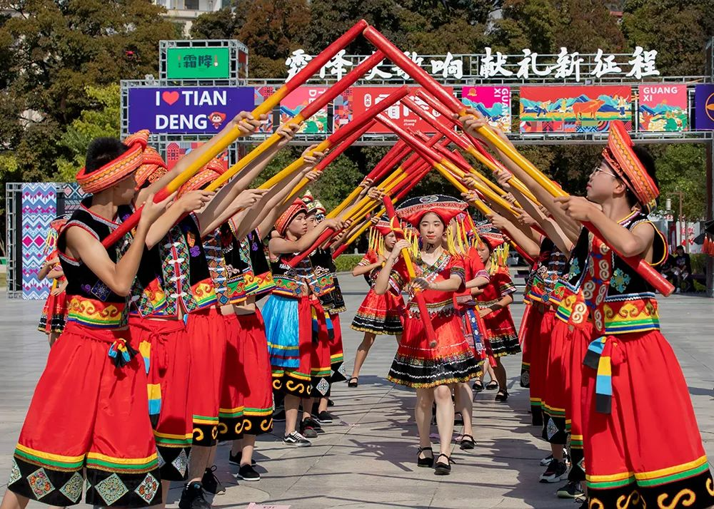 打榔舞比赛(央广网发  天等县融媒体中心供图)打榔舞比赛(央广网发