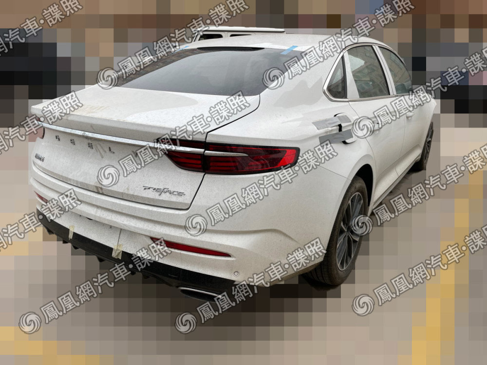 改款吉利星瑞谍照曝光内饰用超大尺寸旋转屏