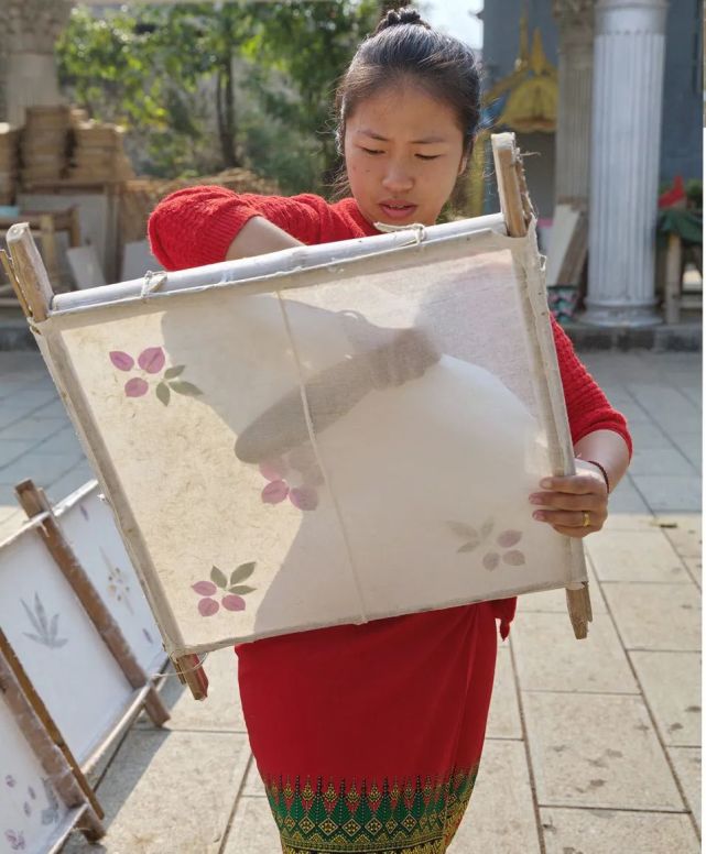 乐享云南木临沧傣族手工造纸