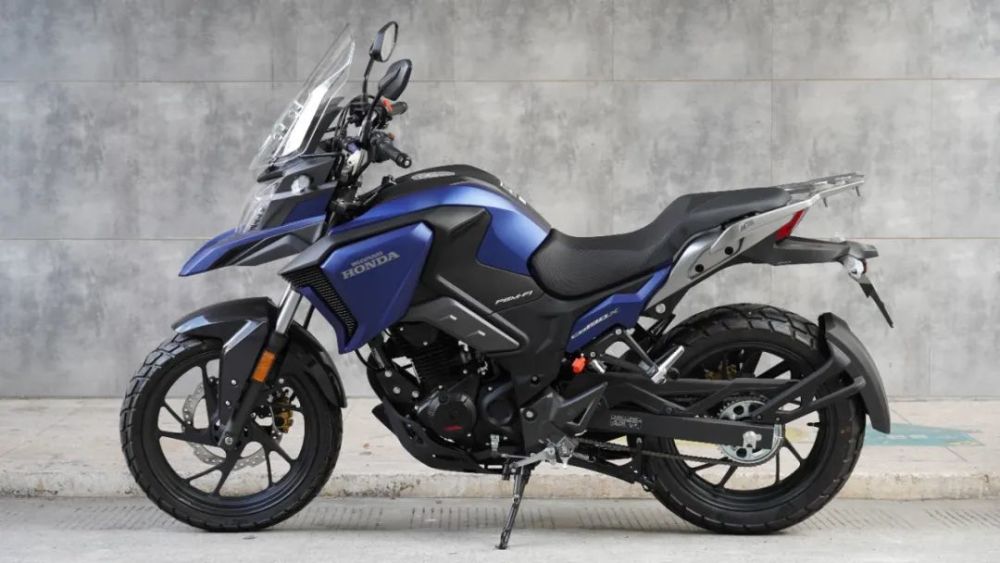 16680元起买车附赠诗和远方的adv五羊本田190x猛鸷车型展示