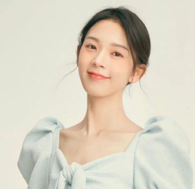 陈瑶离开唐人,7年合约期满不续约!网友:路人看到都忍不住恭喜的程度!