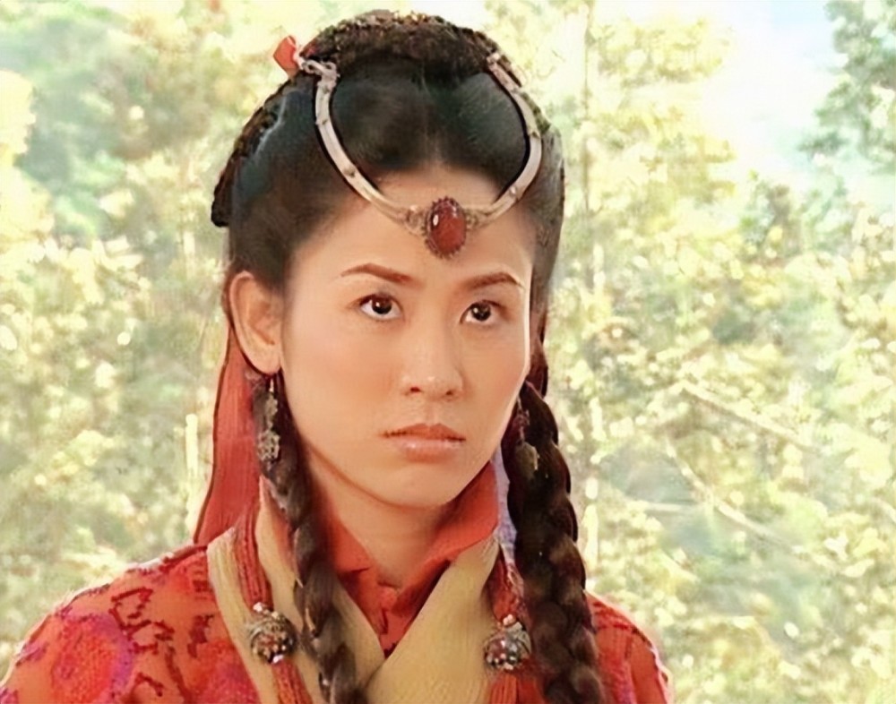 恋爱谈5次,52岁仍单身,聊聊"恋爱脑"王宝钏扮演者的坎坷情史插图18