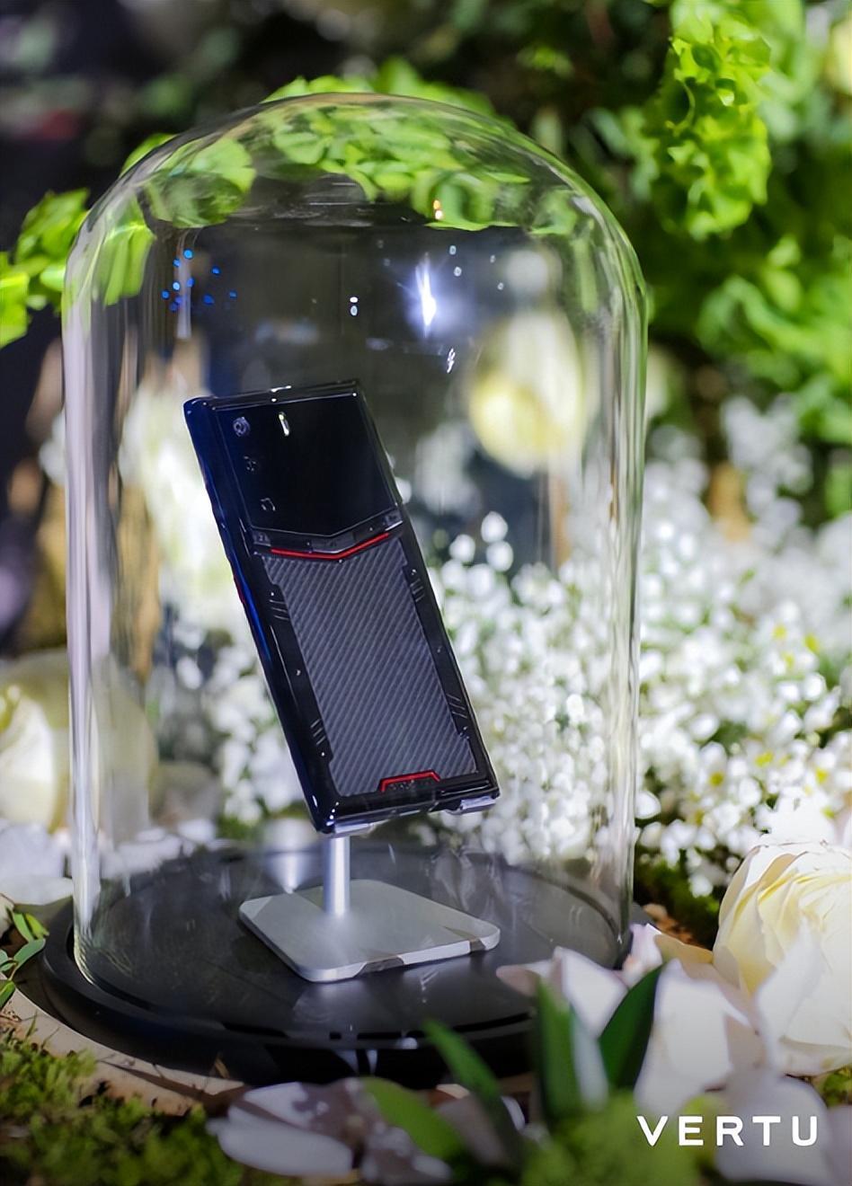 solanaweb3手机saga刚预售vertuweb3手机已经开卖了