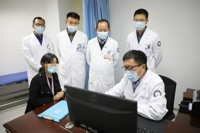 东部战区总医院全军普通外科研究所所长任建安教授来安徽理工大学第一