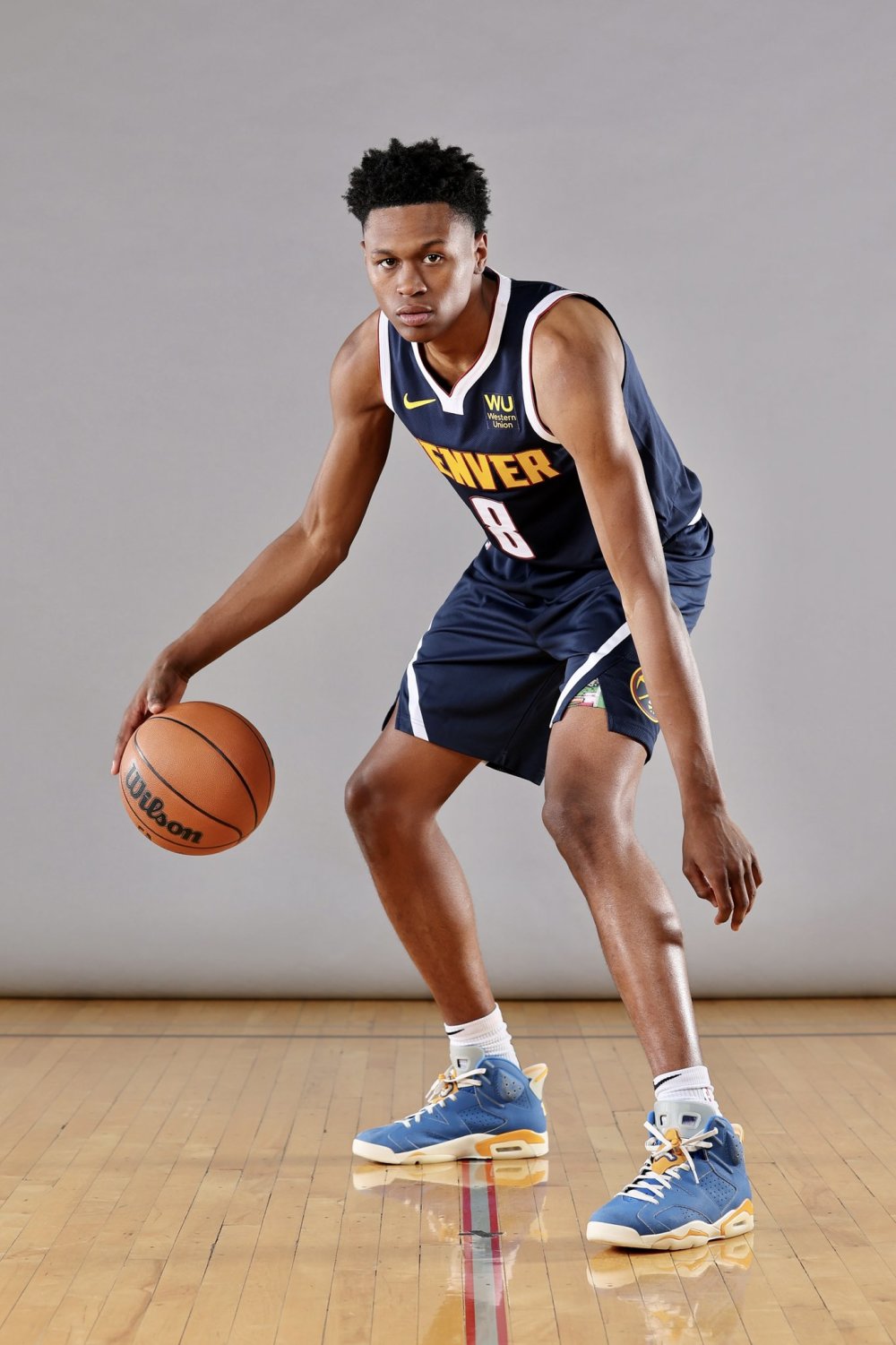 官方:掘金30号秀佩顿-沃特森正式签约aj_腾讯新闻