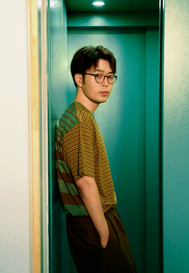 谁看了杜海涛的近照不说一句"怎么瘦了那么多",原本的大肚腩和双下巴