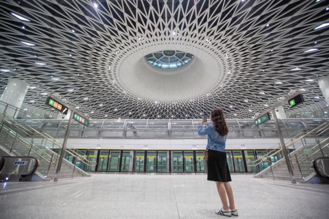 罗湖北站正式通车运营