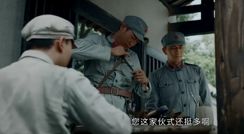 《回到明天》首播，趙英俊自編自導自演，時空循環劇，笑星云集人音版小學音樂軟件街舞的收費標準