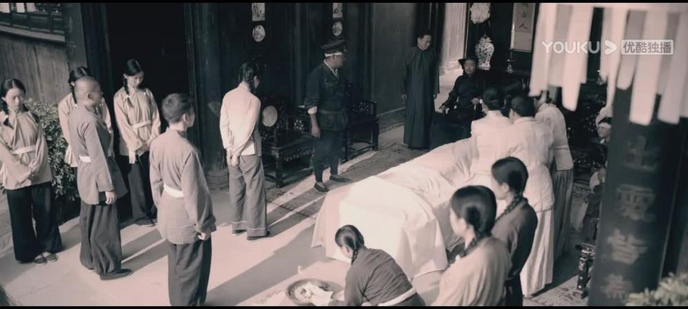 《回到明天》首播，趙英俊自編自導自演，時空循環劇，笑星云集人音版小學音樂軟件街舞的收費標準