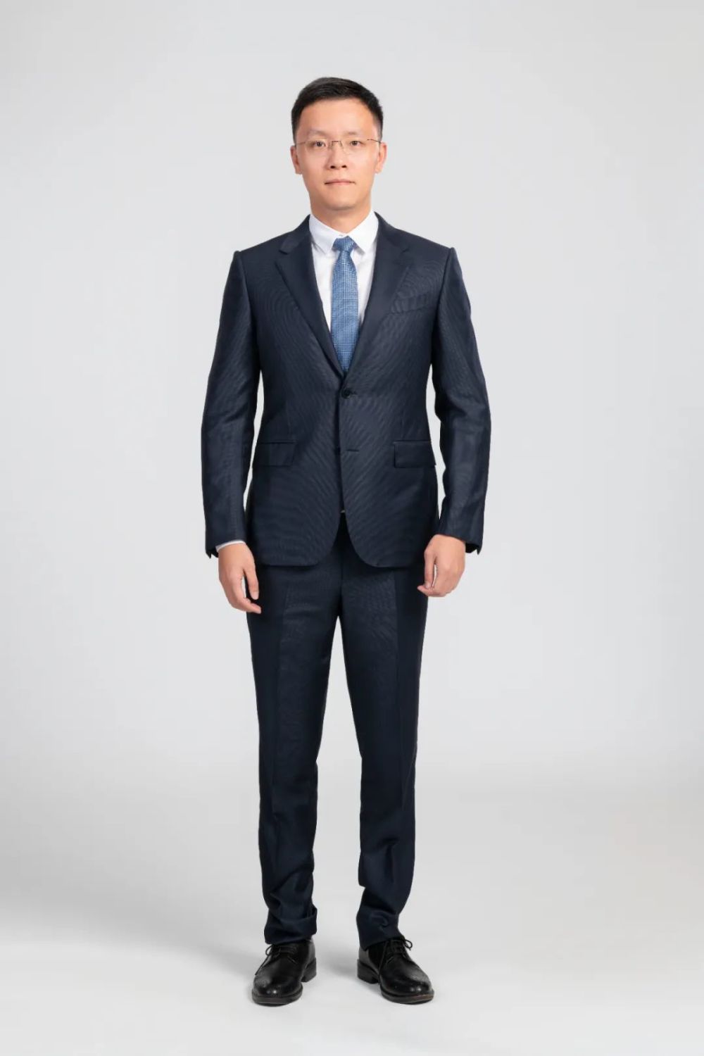 吴亚军为何指定了陈序平?_腾讯新闻