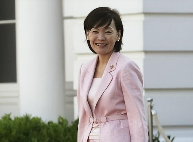 安倍昭惠此话一出,立刻引发了日本政坛的关注.
