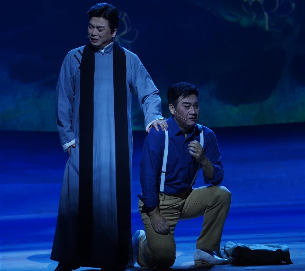 82岁的刘觉是袁雪芬倡导的越剧"男女合演"培养成功的第一批男演员.