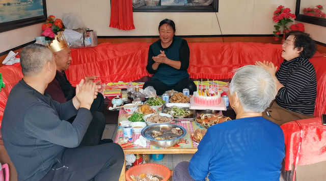 農村88歲老人生日宴曬朋友圈火了不剩菜不浪費網友太寒酸